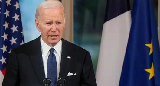 Biden anuncia medidas que facilitarán la residencia para migrantes casados en EE.UU.