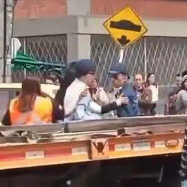Operador de grúa fue golpeado por infractor que pretendía evadir inmovilización de su moto en Fontibón, Bogotá