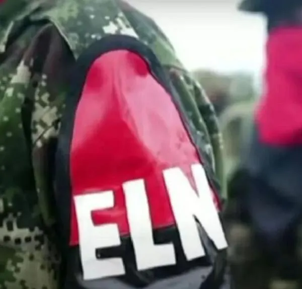 Uniforme de Eln. En relación con secuestrados en Antioquia. 