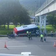 Accidente en la Autopista Norte causó pánico entre pasajeros de bus en la vía Bogotá-Chía