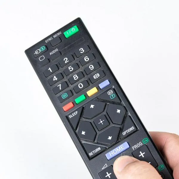 Control remoto, en nota sobre para qué sirve el botón Source