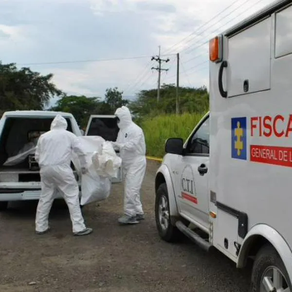 Carro de CTI. En relación con cuerpo hallado en Ibagué. 