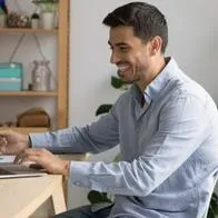Cinco trabajos para colombianos que quieran trabajar desde casa; pagan sueldo en dólares