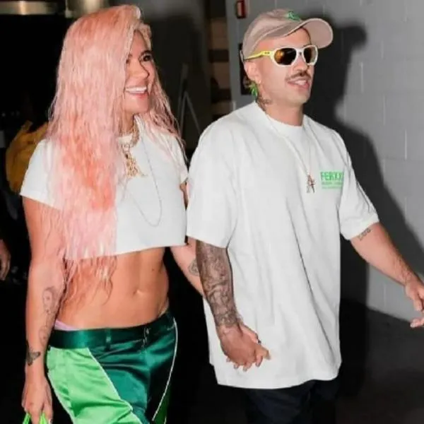 Karol G confesó su amor por Feid; y aseguró que se lo llevaría a todos lados 