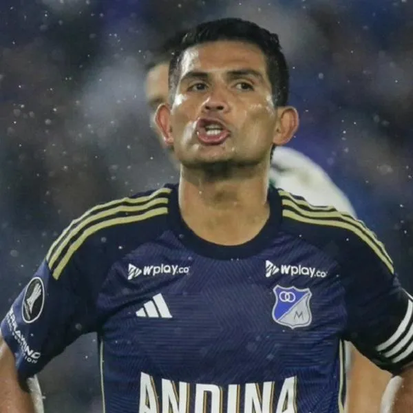 Falcao García ya emociona en el vestuario de Millonarios: David Macalister Silva, capitán, y demás jugadores, le dieron la bienvenida.