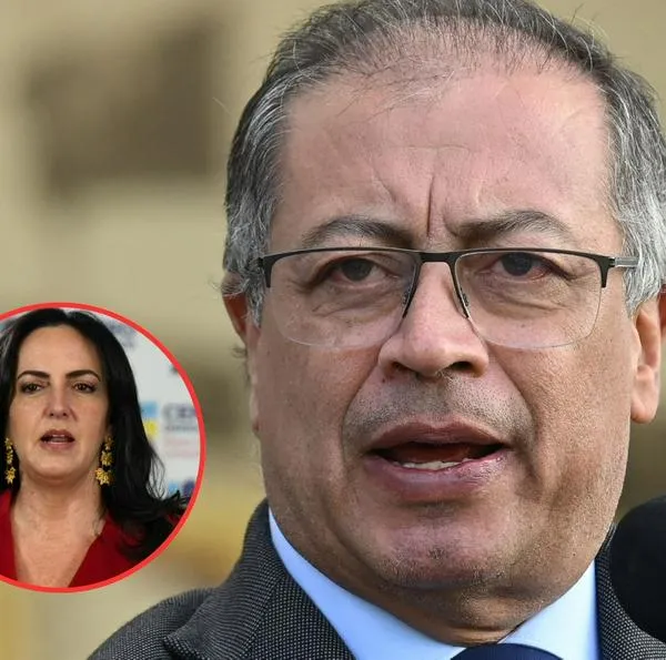 Presidente Petro responde a María Fernanda Cabal por trino de M19 y constitución
