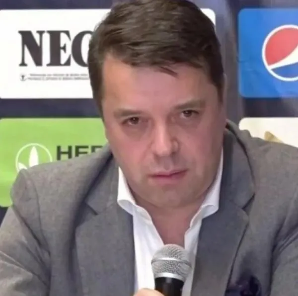 Gustavo Serpa, dueño de Millonarios, le tiró duro a Santa Fe y dijo que Rodallega juega en el equipo chico de Bogotá. Le respondieron al dirigente.