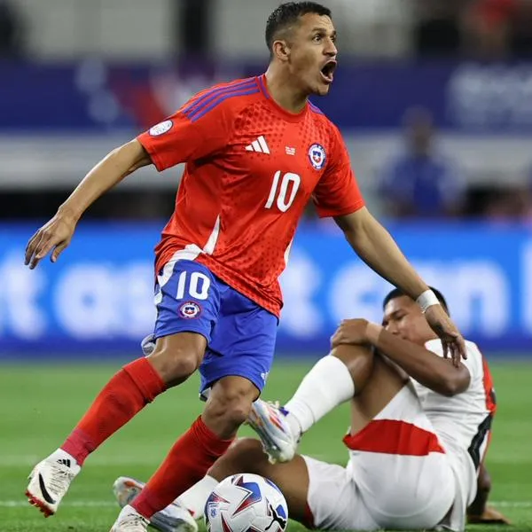 Insólito fallo de Alexis Sánchez en duelo Perú-Chile, de Copa América.