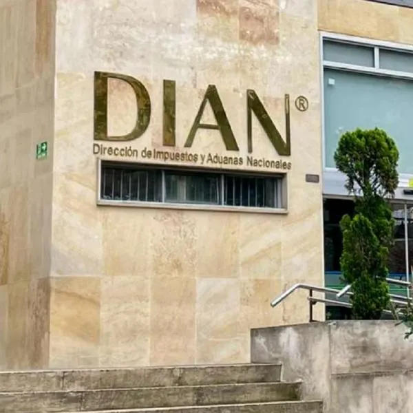 Dian abrirá subasta de maquinaria industrial en Colombia: cómo participar