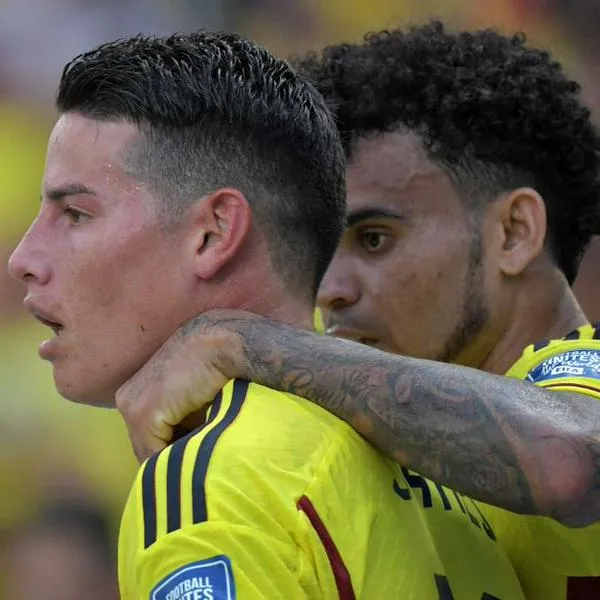 Foto de James Rodríguez y Luis Díaz, en nota de qué jugador de Selección Colombia tiene salario más alto