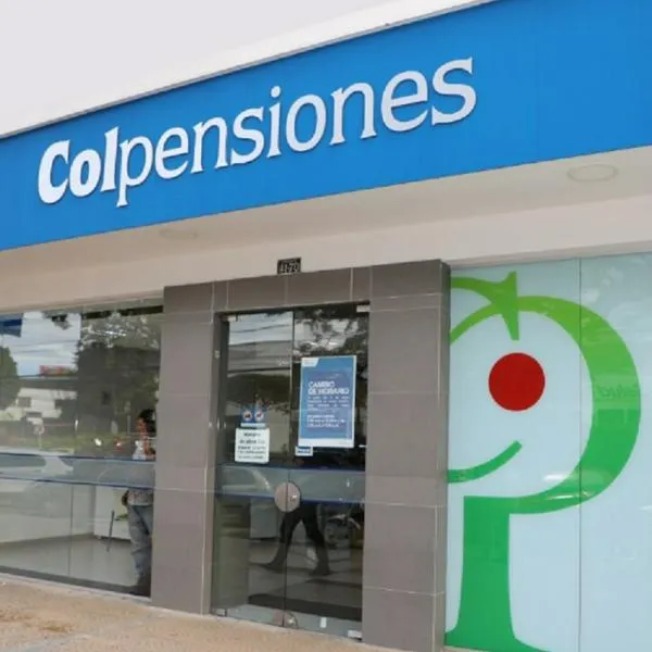 Colpensiones y 5 sindicatos firmaron acuerdo para mejorar el salario de miles de trabjadores y otros beneficios. Le contamos de qué se trata.