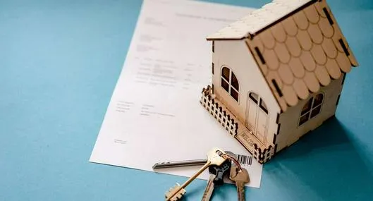 Foto de llaves de vivienda, en nota de qué es mejor entre comprar o arrendar casa si se gana salario mínimo 