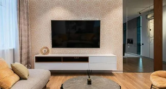 Foto de televisión, en nota de qué es el ruido que hace el televisor cuando está apagado