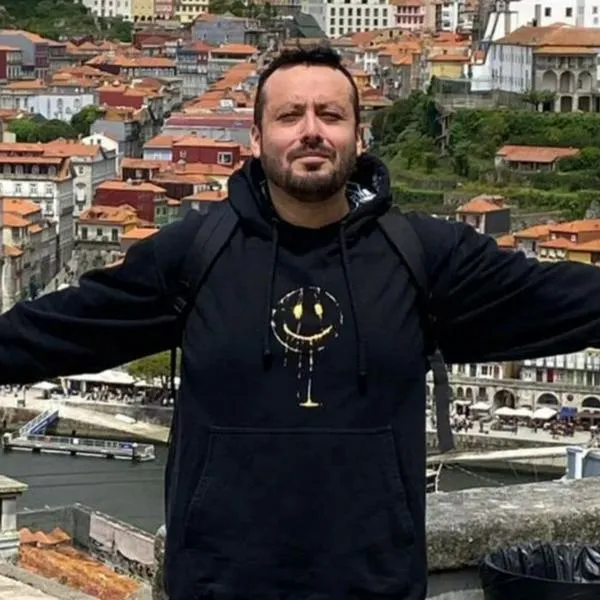Actor chileno, Álex Araya, que murió en Medellín habría sido drogado por mujeres