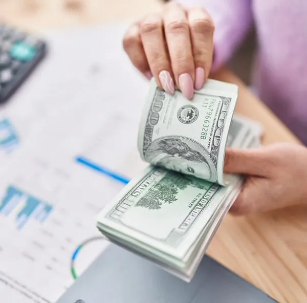 Dólar hoy: precio en Colombia bajó 10 pesos y quedó cerca de los 4 mil pesos