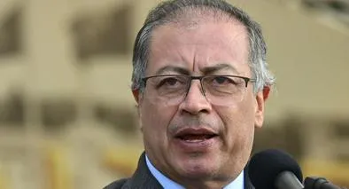 Gustavo Petro ataca a la prensa y por información sobre las presuntas chuzadas