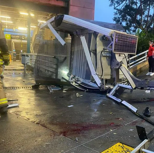 Metrocable Medellín se cayó hoy y así fueron momentos de angustia: hay videos