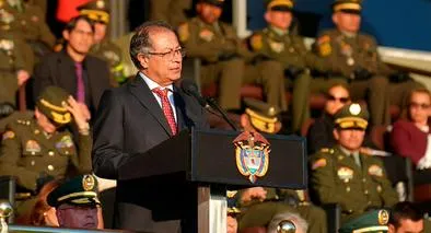 En discurso de Gustavo Petro vuelven los nazis denuncias de chuzadas