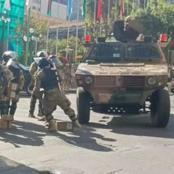 Militares intentan golpe de estado en Bolivia contra el presidente Luis Arce hoy