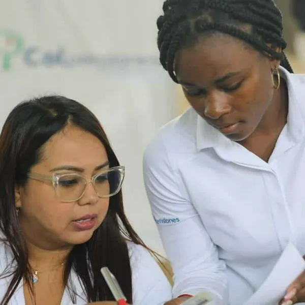 Tiempo de cotización a pensión de las mujeres en Colombia bajará por cada hijo: Estas son las condiciones