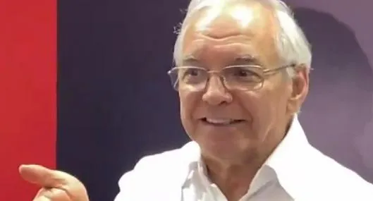Ricardo Bonilla se burló de los medios que han anunciado salida de ministros