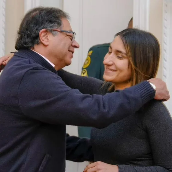 Laura Sarabia, hospitalizada de urgencia y la clínica Country dijo cómo está su salud
