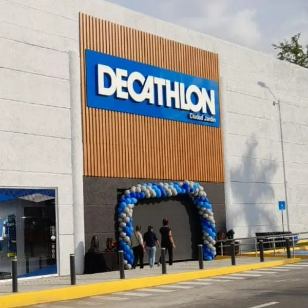 Foto de Decathlon, en nota de que tiene descuentos hoy; estos son artículos con rebaja de hasta 40 por ciento