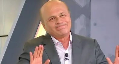 Carlos Antonio Vélez comentó la victoria de Colombia. 