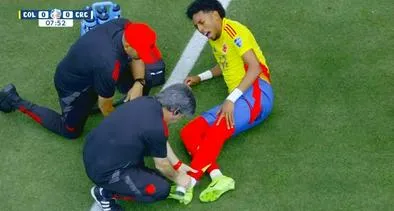Pisotón a Johan Mojica en Selección Colombia vs. Costa Rica por Copa América 