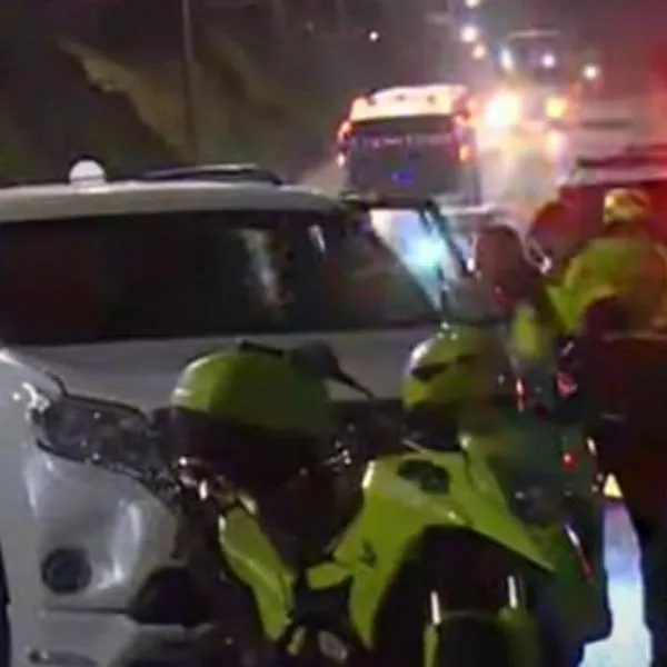 Delincuentes irrumpen en vivienda y secuestran a un hombre para robarle su camioneta en Bogotá; terminó en tiroteo