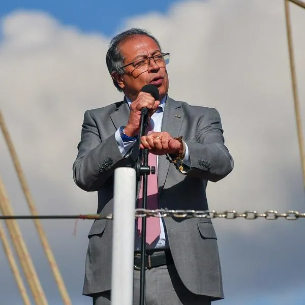 El presidente Gustavo Petro, que comenzó a cambiar su gabinete ministerial con la salida de Luis Velasco de Mininterior.