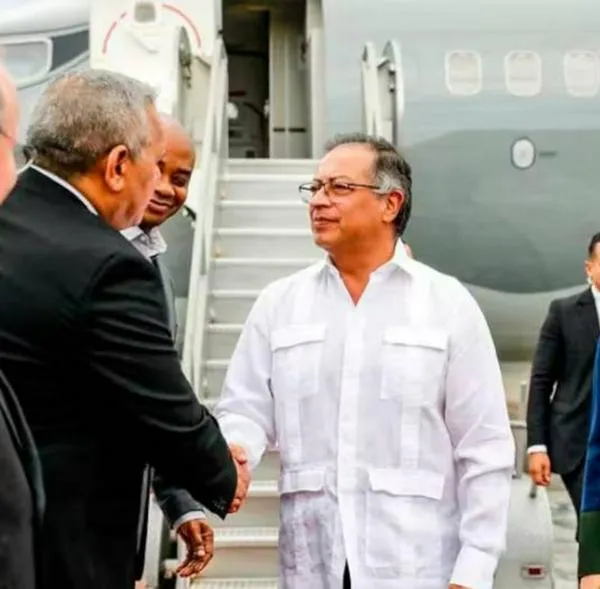 Petro viajó hasta Panamá para la posesión presidencial de José Raúl Mulino