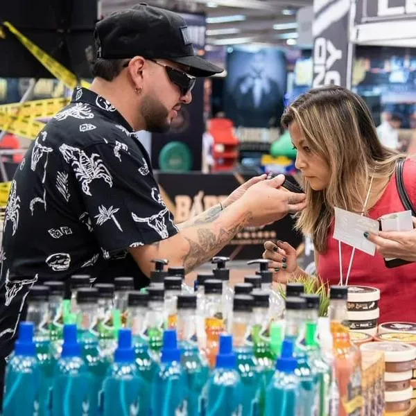 ¿Cuánto gastan los colombianos en productos de belleza, cuidado personal y aseo?