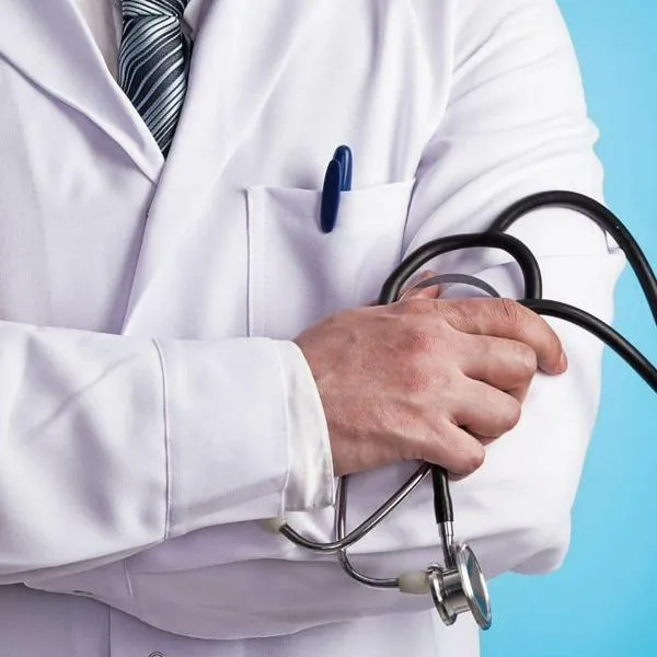 Anuncian nuevas medidas sobre acceso a servicios de salud para docentes