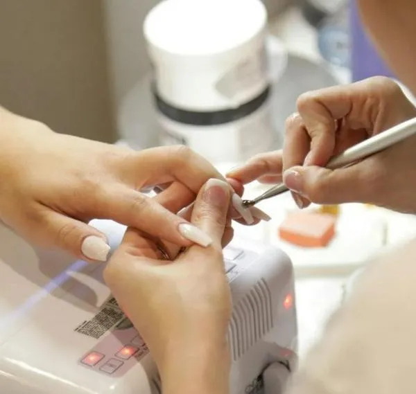 Razones por las que las uñas se ponen amarillas: ¿posibles infecciones?