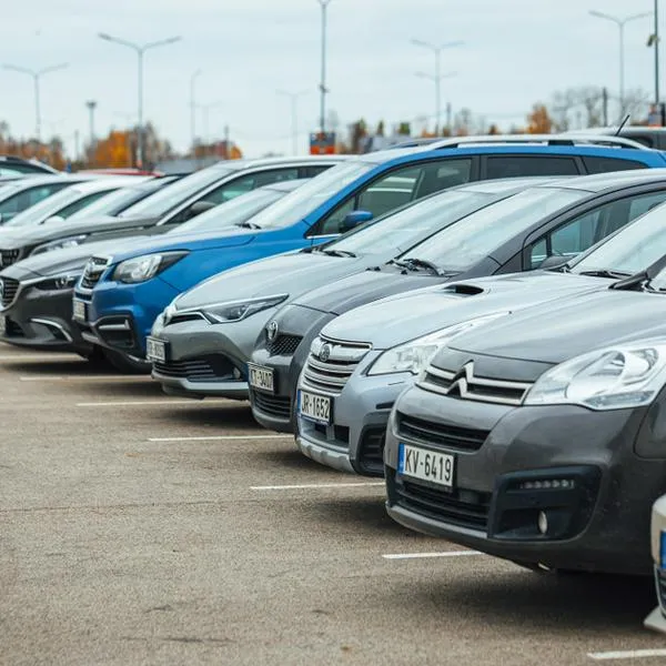 Carros nuevos que se venden en Colombia son híbridos y eléctricos.