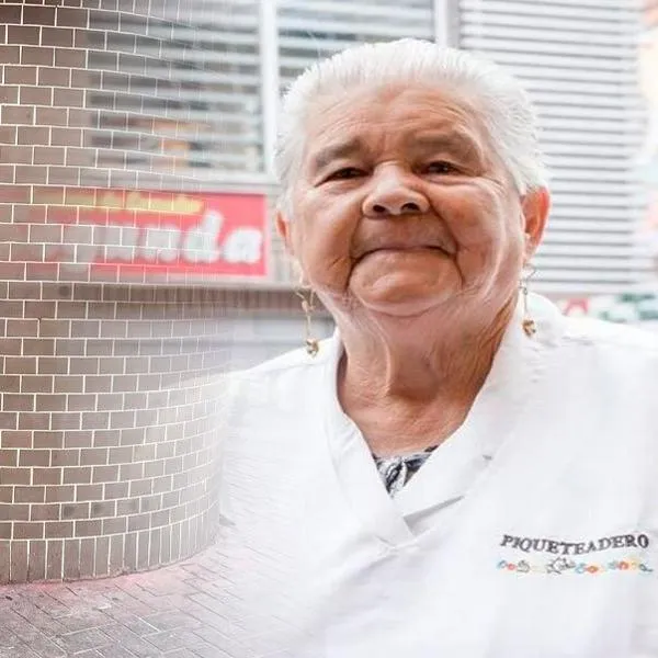 Doña Segunda, en nota sobre quién le ayudó con facturación electrónica