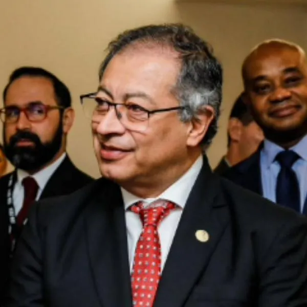 Gustavo Petro hará inversión forzosa en bancos el 20 de julio: qué significa