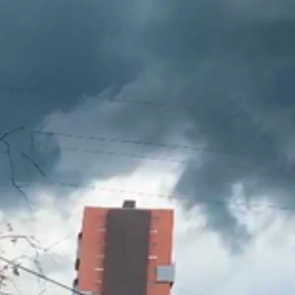 EN VIDEO: Tremendo vendaval en Rionegro, el cielo daba miedo