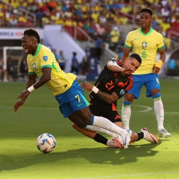 En Brasil pidieron penalti: polémica acción contra la Selección Colombia, en Copa América