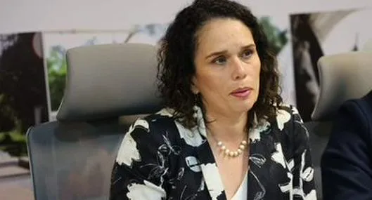 Partido conservador negó nexos con la nueva ministra de Trasportes, María García
