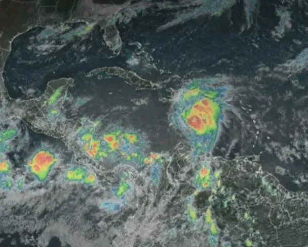 Huracán Beryl baja a categoría 4 tras su coletazo en La Guajira y se aleja de Colombia