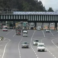 Por qué no se deben botar los recibos que entregan en los peajes de Colombia: beneficios y recomendaciones