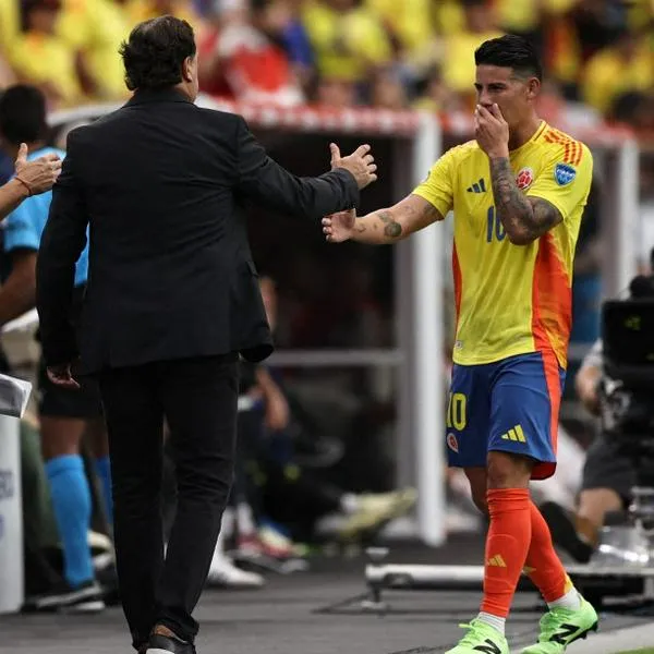 Néstor Lorenzo destaca recuperando a jugadores.