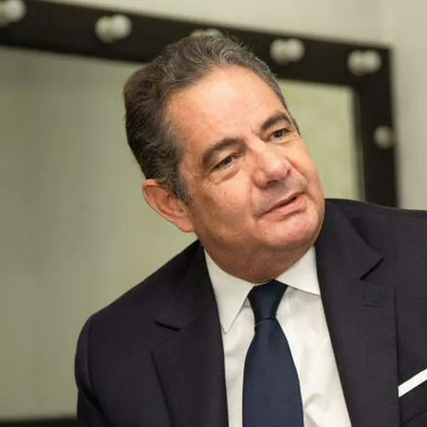 “No veo por qué aplazarla dos años”: Vargas Lleras sobre la constituyente de Petro