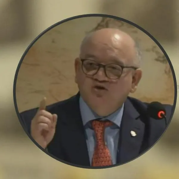 Presidente de Corte Constitucional critica propuesta de constituyente de gobierno Petro
