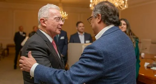 Gobierno de Gustavo Petro quiere dialogar con Álvaro Uribe: ¿hablarían de la constituyente?