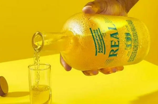 FLA venderá el Aguardiente Real de color amarillo en nueva presentación para seguir en el mercado