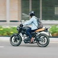 Qué espejos son obligatorios en una moto en Colombia: hay diferencia para tener en cuenta