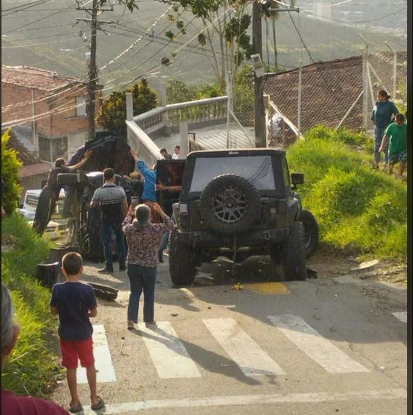 Accidente de Gravity Bike en la Autopista Bogotá-Medellín deja dos personas heridas
